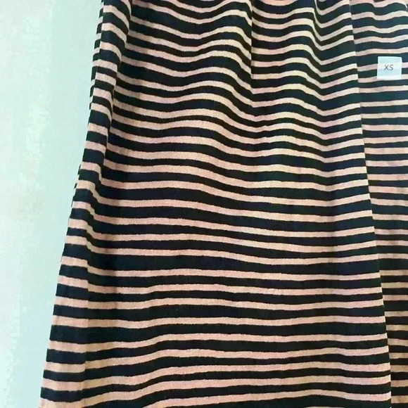 NWT LOFT Brown & Black Striped Tank with Neckline Detail Women’s XS - Picture 2 of 7